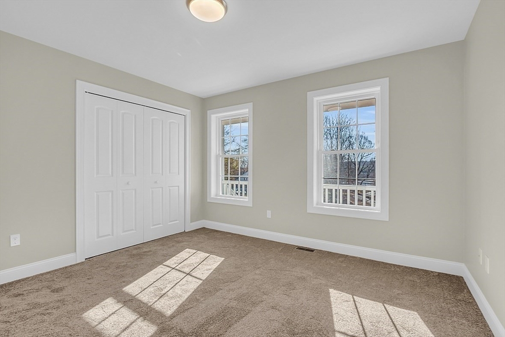 Leominster, Massachusetts, 01453, United States, 3 Bedrooms Bedrooms, ,2 BathroomsBathrooms,Residential,For Sale,1826440