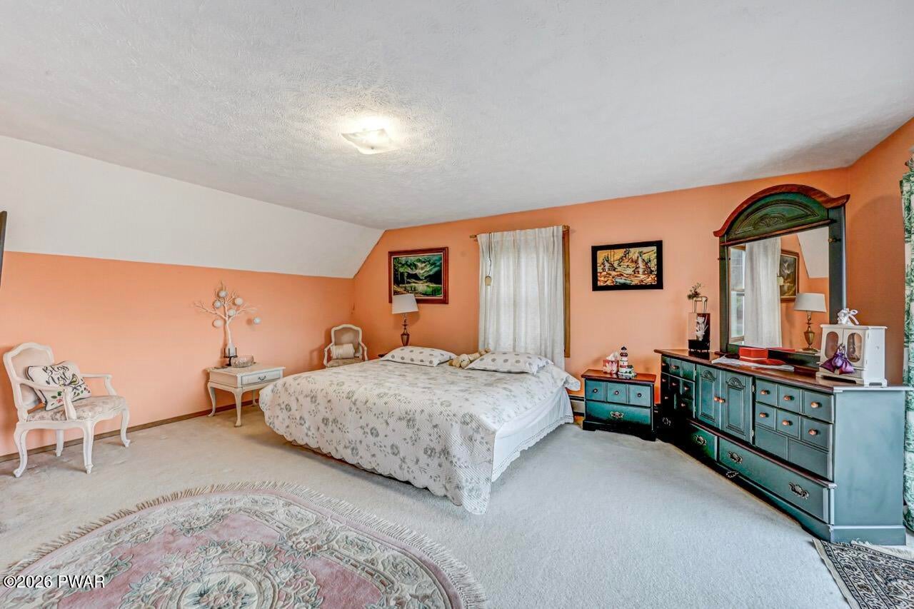 Hawley, Pennsylvania, 18428, United States, 3 Bedrooms Bedrooms, ,3 BathroomsBathrooms,Residential,For Sale,2045204
