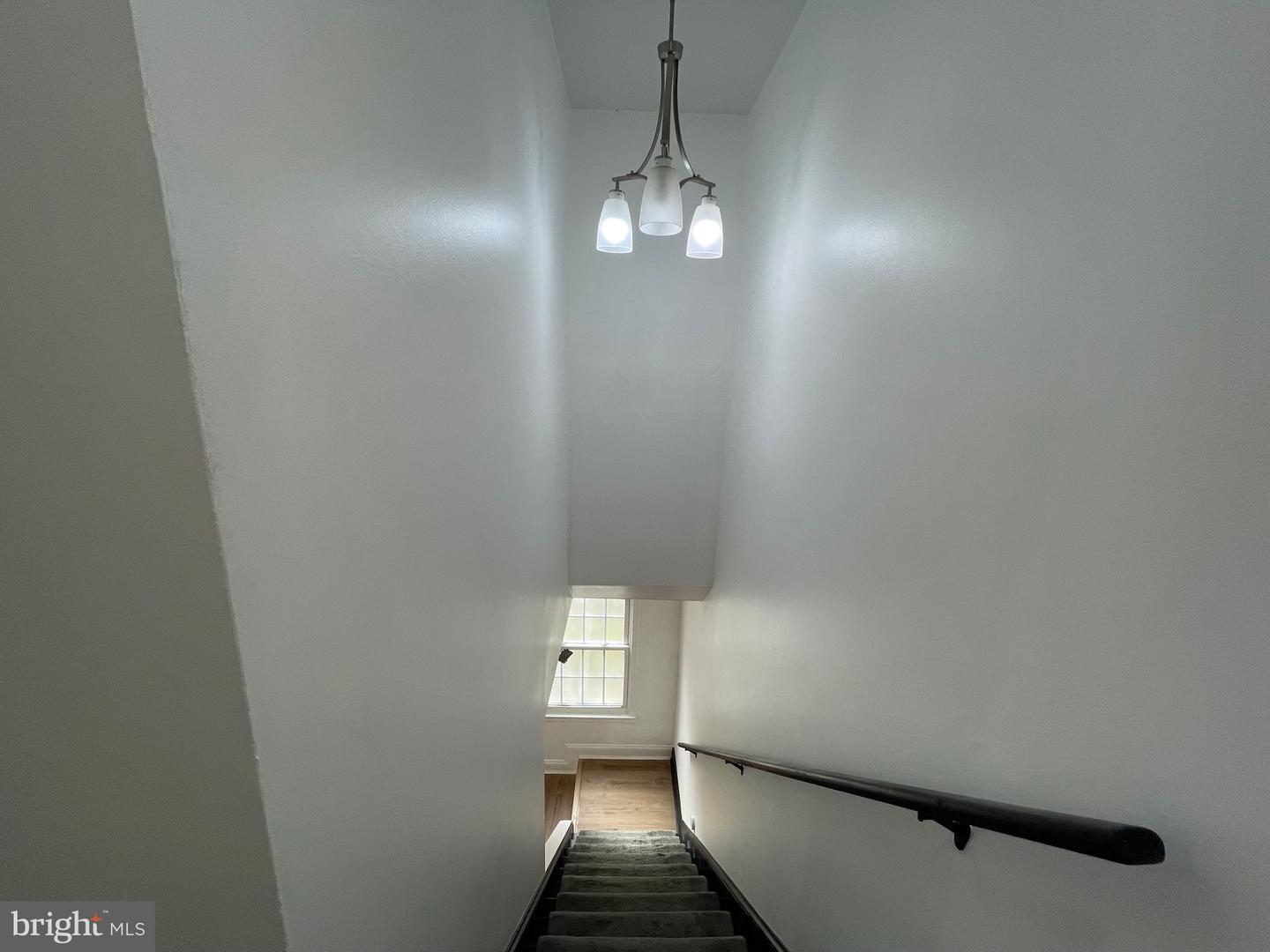 Centreville, Virginia, 20120, United States, 3 Bedrooms Bedrooms, ,2 BathroomsBathrooms,Residential,For Sale,1988924