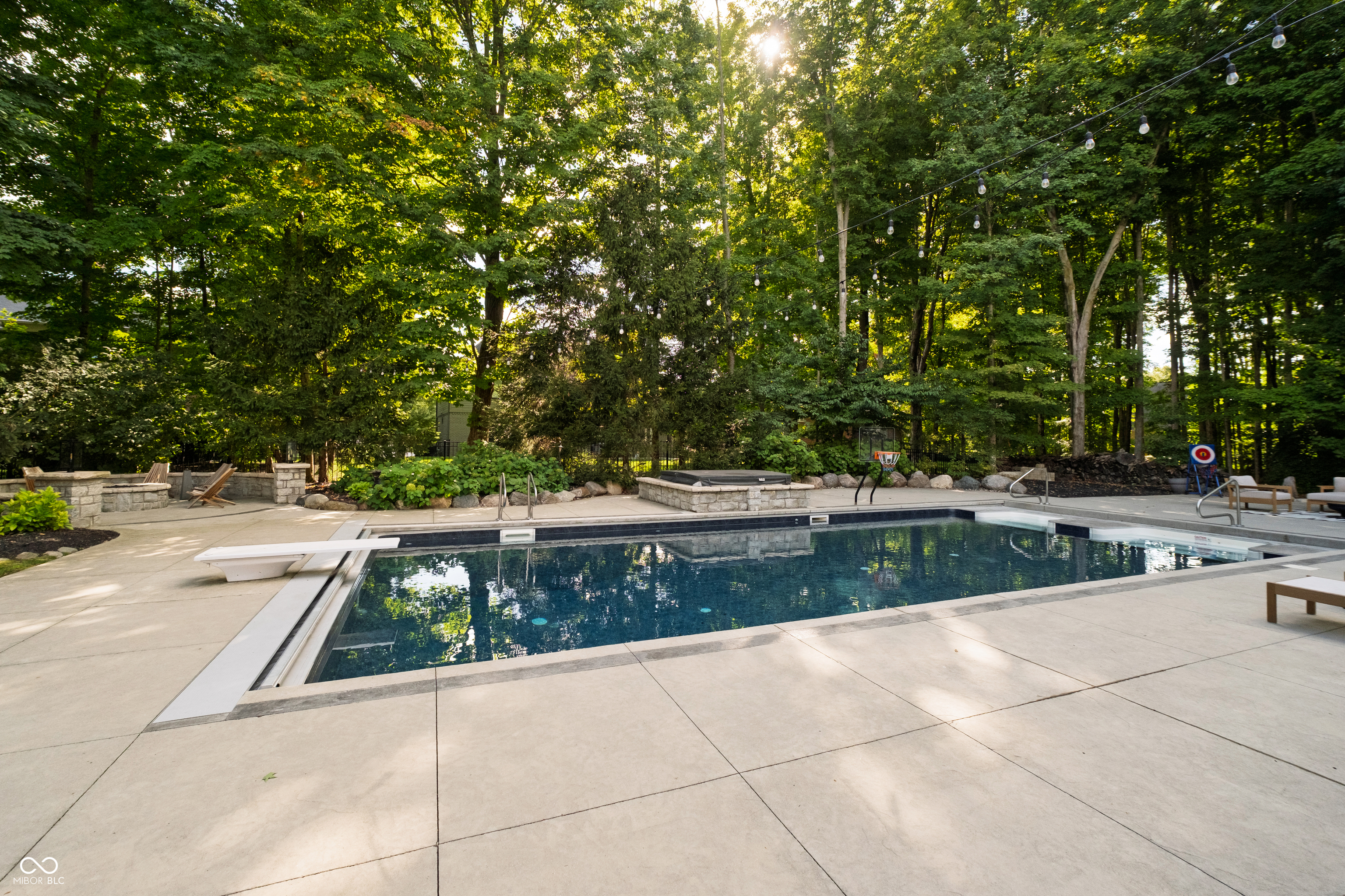 Fishers, Indiana, 46040, United States, 5 Bedrooms Bedrooms, ,5 BathroomsBathrooms,Residential,For Sale,1980240