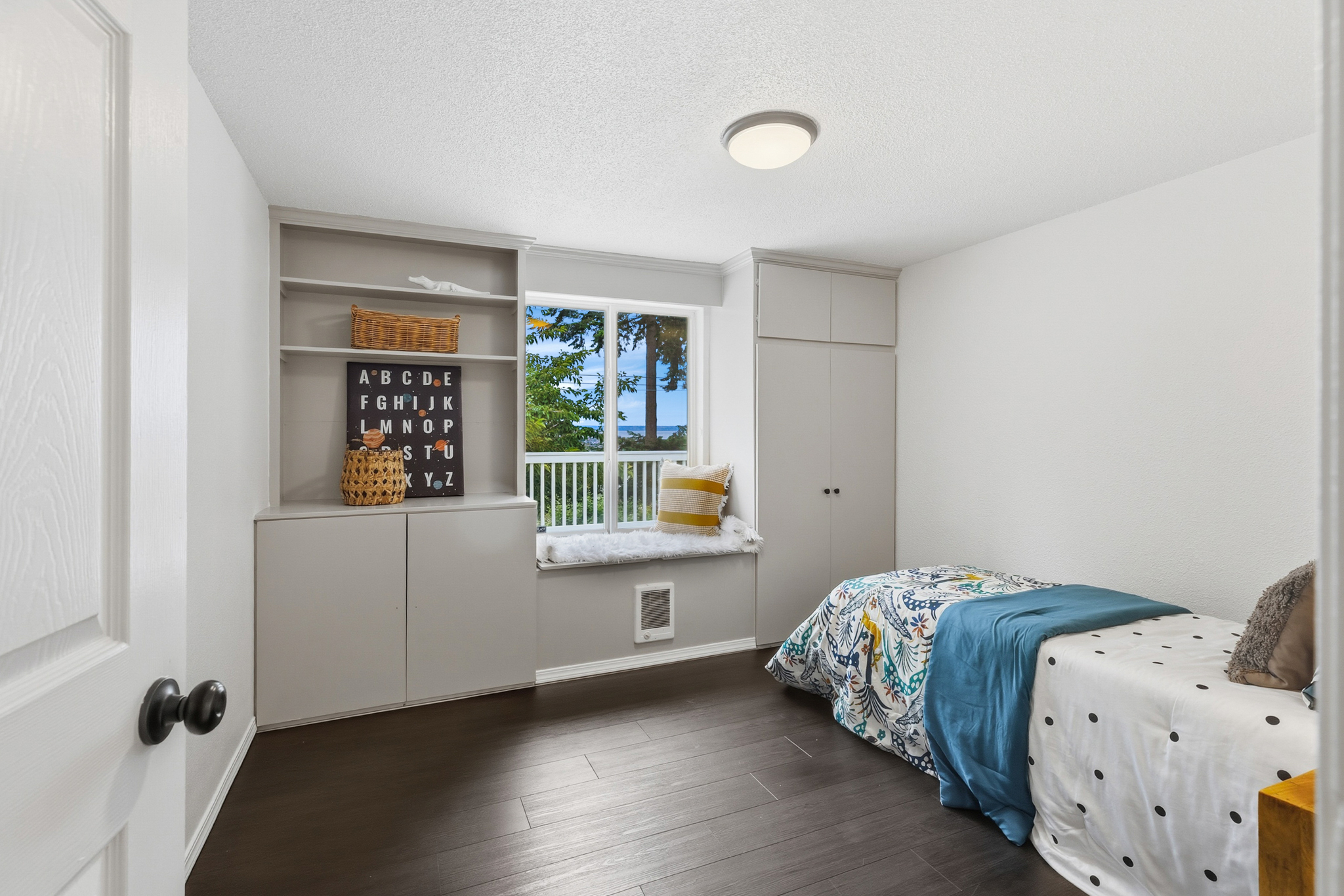  6426 NE Barrett Dr, Poulsbo, WA 98370 - 物件實景