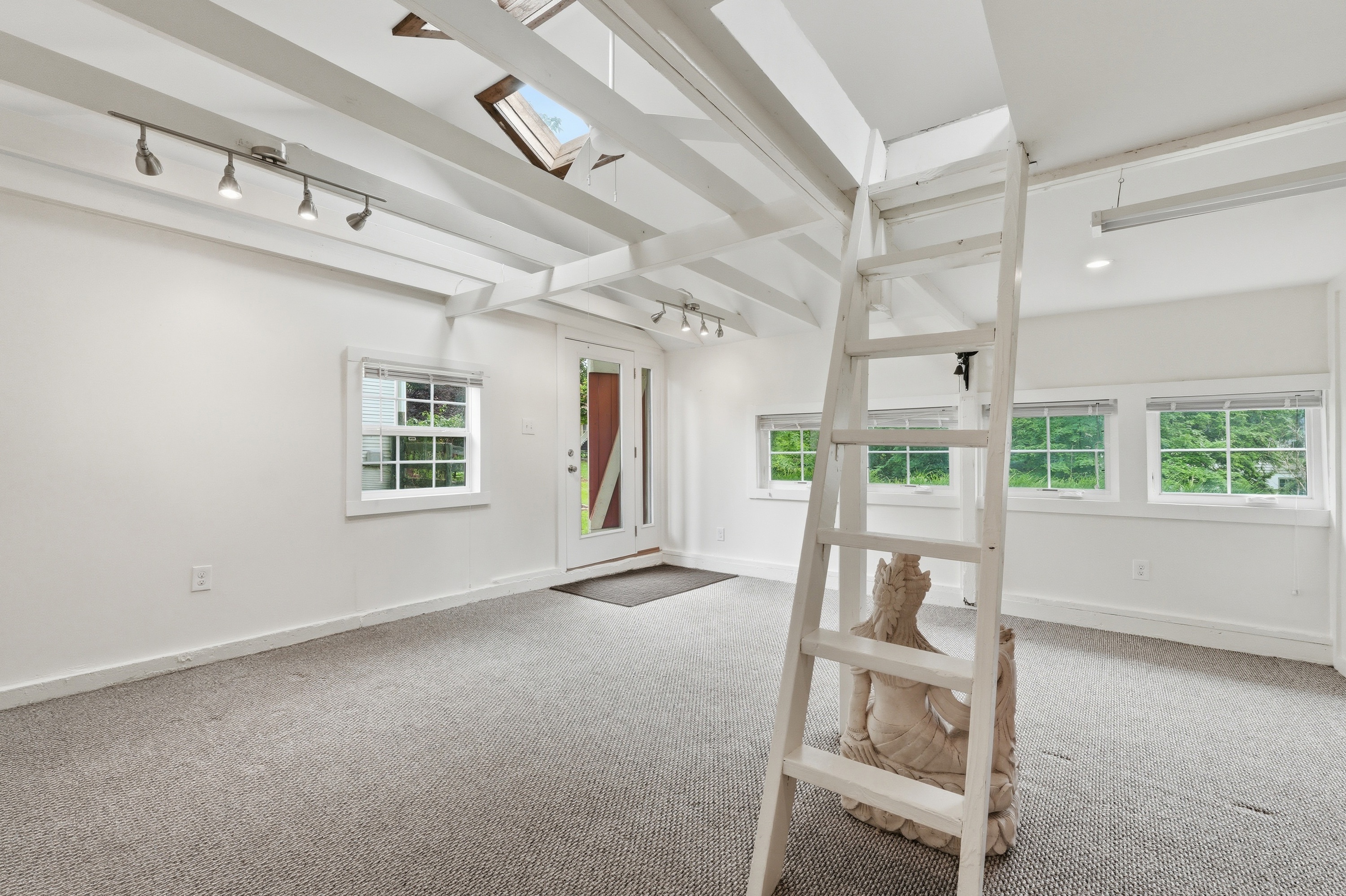  11705 Owl Creek Lane, Anchorage, KY 40223 - 物件實景