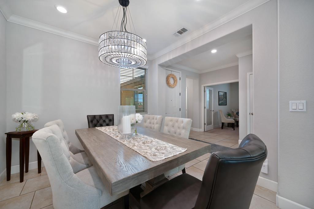 Woodland, California, 95776, United States, 3 Bedrooms Bedrooms, ,2 BathroomsBathrooms,Residential,For Sale,1989380