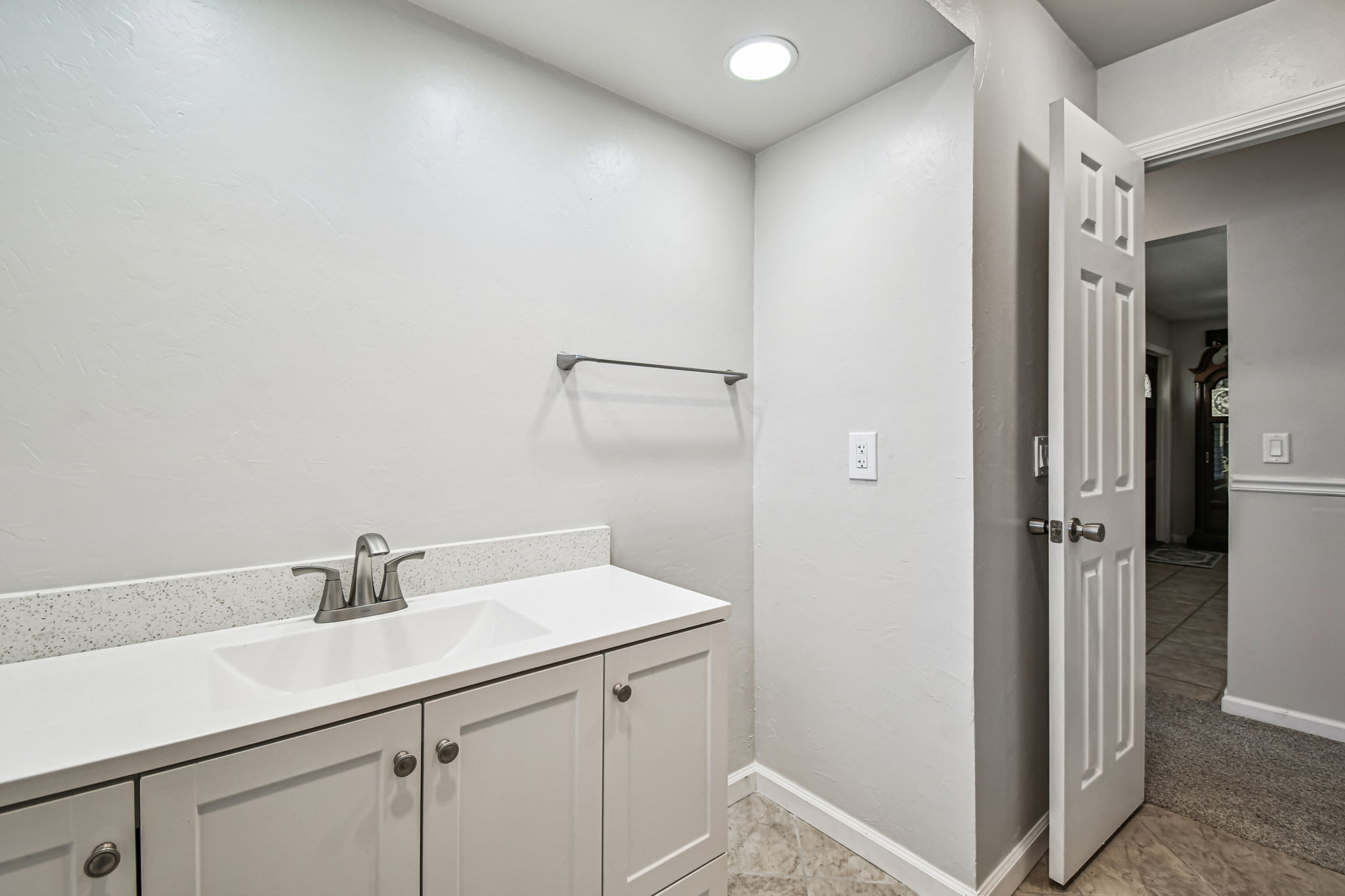 Madeira Beach, Florida, 33708, United States, 4 Bedrooms Bedrooms, ,2 BathroomsBathrooms,Residential,For Sale,2005483