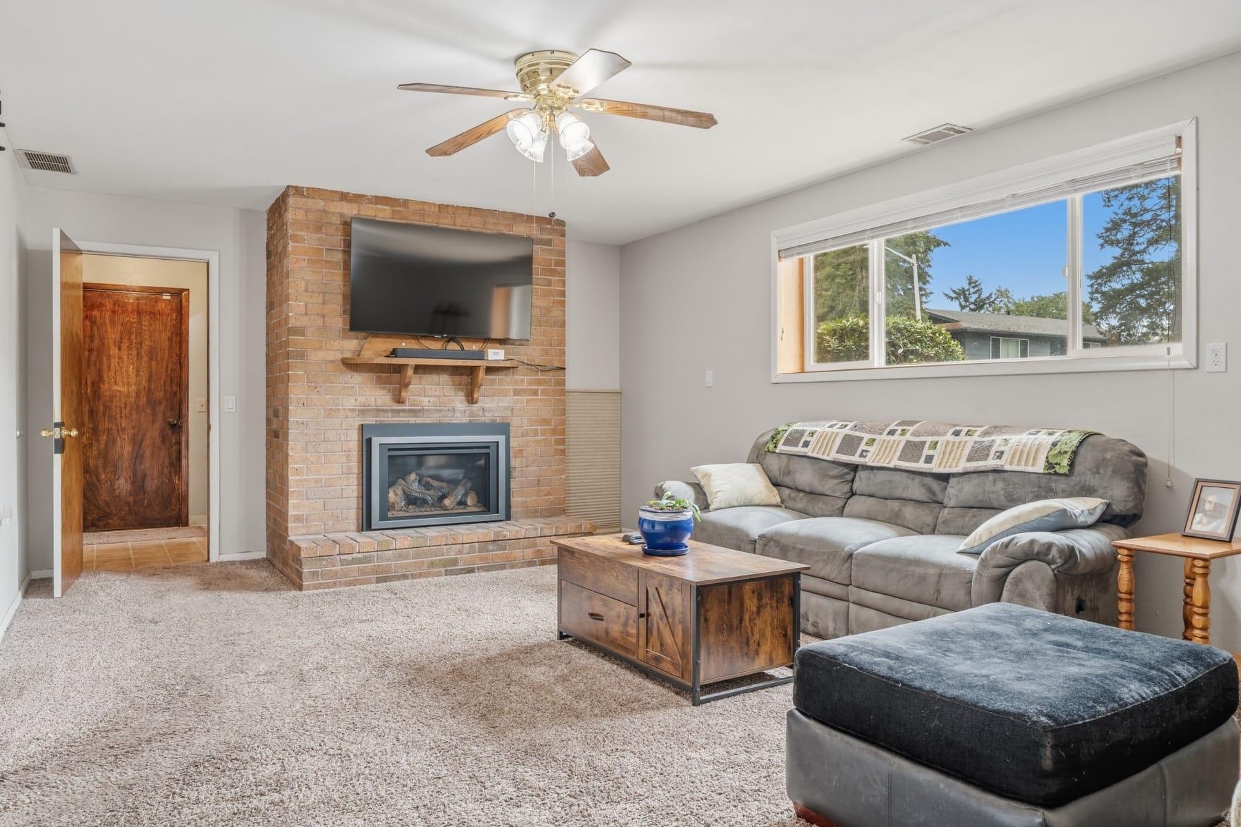  3343 SE DESWELL ST Milwaukie, OR 97267 - 物件實景
