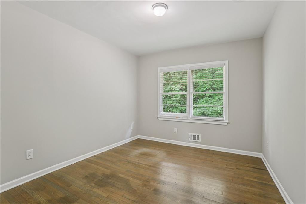 Decatur, Georgia, 30033, United States, 3 Bedrooms Bedrooms, ,2 BathroomsBathrooms,Residential,For Sale,1895989