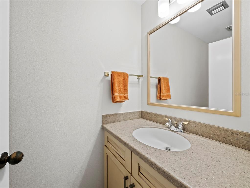 Longboat Key, Florida, 34228, United States, 2 Bedrooms Bedrooms, ,3 BathroomsBathrooms,Residential,For Sale,1942168