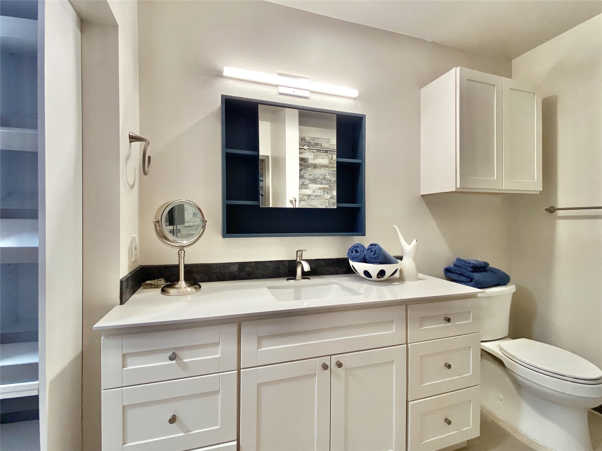  301 Central Avenue Ne #113 - 物件實景