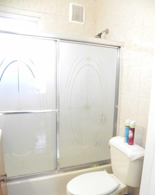 Maywood, New Jersey, 07607, United States, 4 Bedrooms Bedrooms, ,2 BathroomsBathrooms,Residential,For Sale,1872132