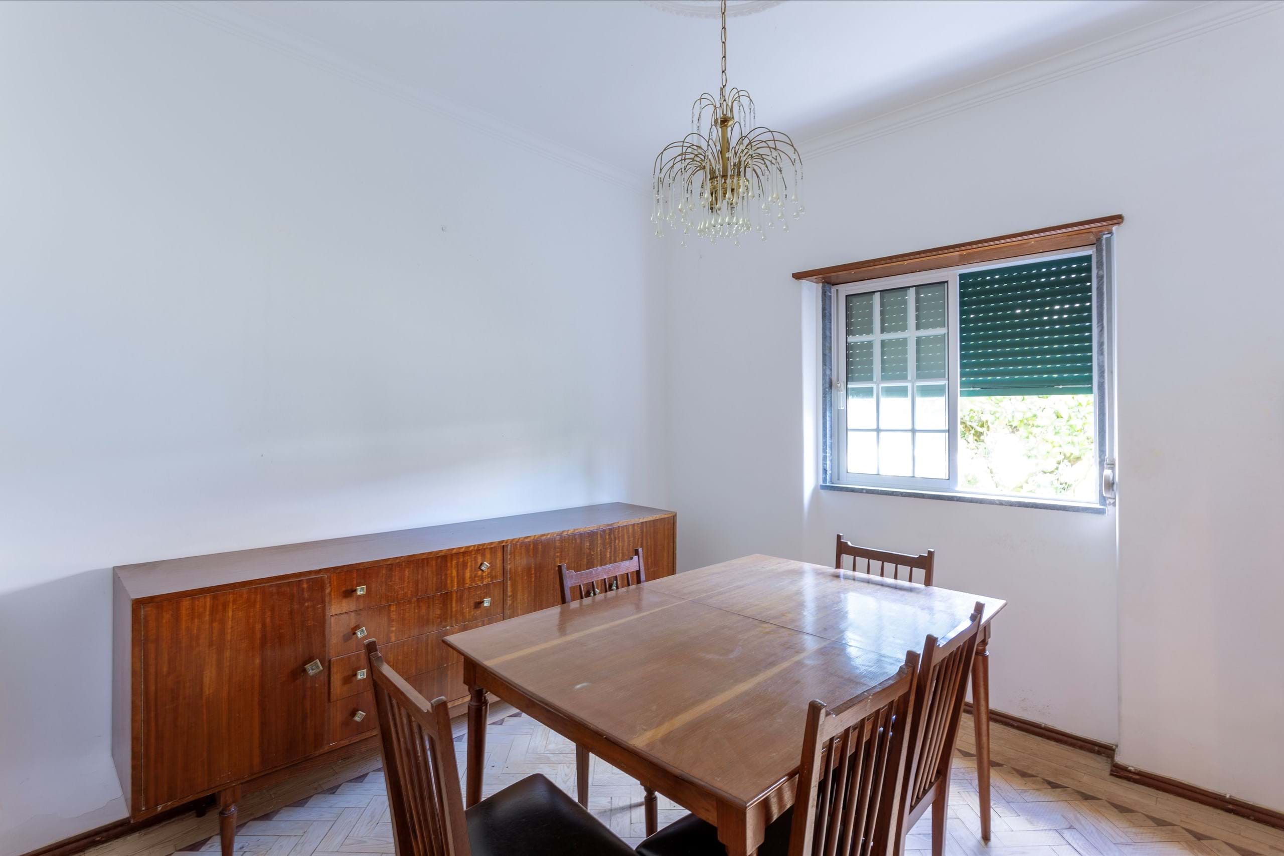Sintra, Lisbon, 2710-728 Sintra, PT, 4 Bedrooms Bedrooms, ,2 BathroomsBathrooms,Residential,For Sale,1907582