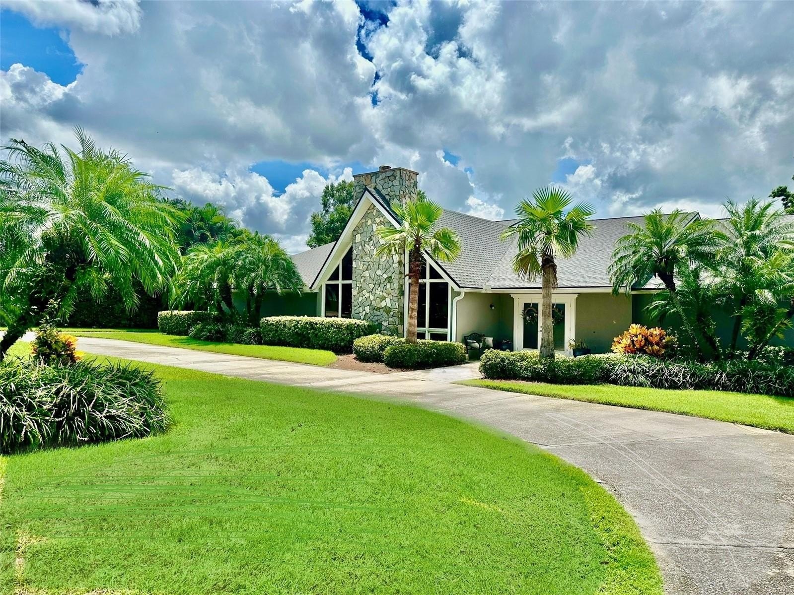 514 HILLSIDE DRIVE, AUBURNDALE, Florida, 33823, United States, 5 Bedrooms Bedrooms, ,5 BathroomsBathrooms,Residential,For Sale,514 HILLSIDE DRIVE,1426912