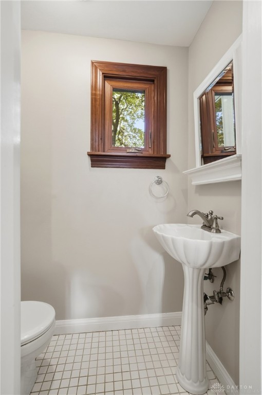 Oakwood, Ohio, 45409, United States, 4 Bedrooms Bedrooms, ,3 BathroomsBathrooms,Residential,For Sale,1987886