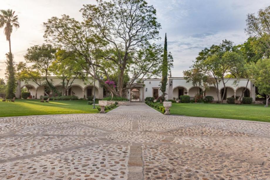 Manzana 3, San Miguel de Allende, Guanajuato, 37886, Mexico, 1 Bedroom Bedrooms, ,Residential,For Sale,Manzana 3,1472603