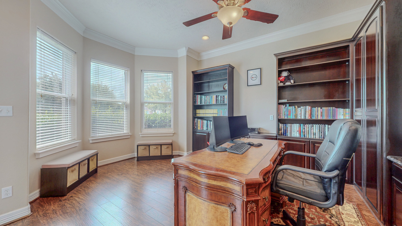 Orange, Texas, 77630, United States, 3 Bedrooms Bedrooms, ,5 BathroomsBathrooms,Residential,For Sale,1901539