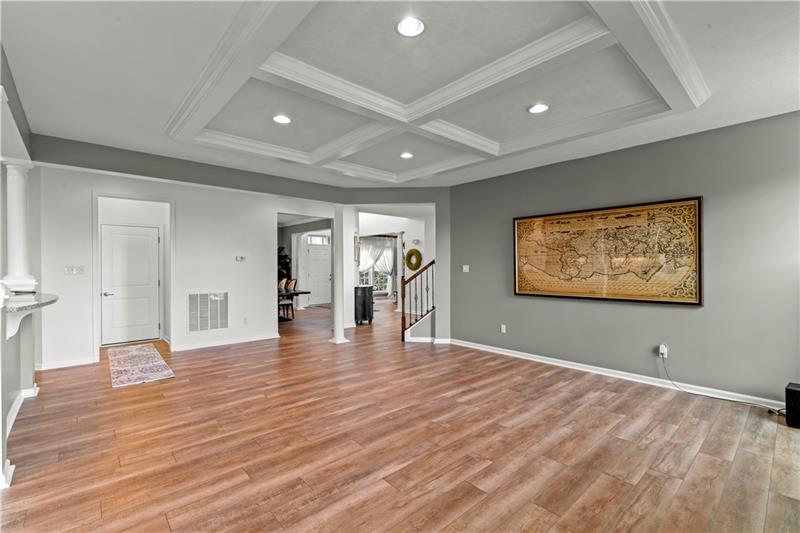 Canonsburg, Pennsylvania, 15317, United States, 5 Bedrooms Bedrooms, ,4 BathroomsBathrooms,Residential,For Sale,1914664