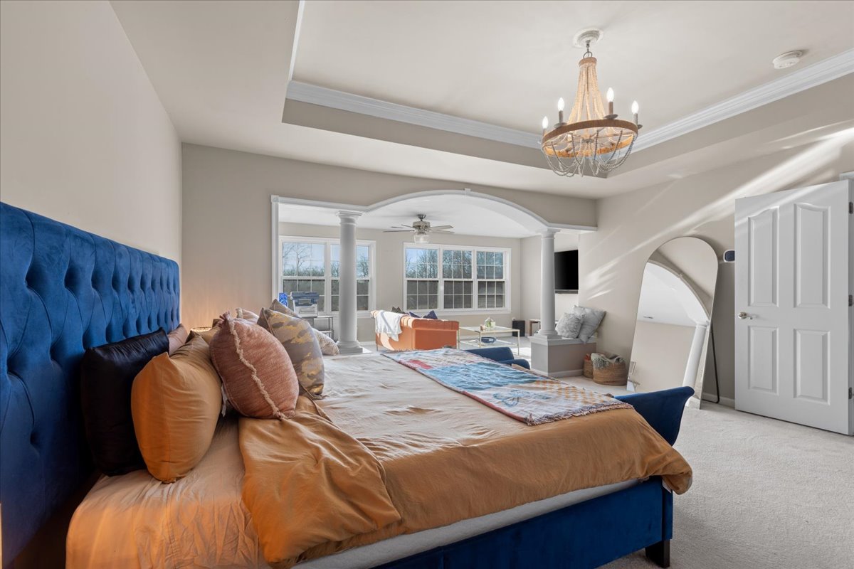 New Windsor, Maryland, 21776, United States, 5 Bedrooms Bedrooms, ,5 BathroomsBathrooms,Residential,For Sale,1943659