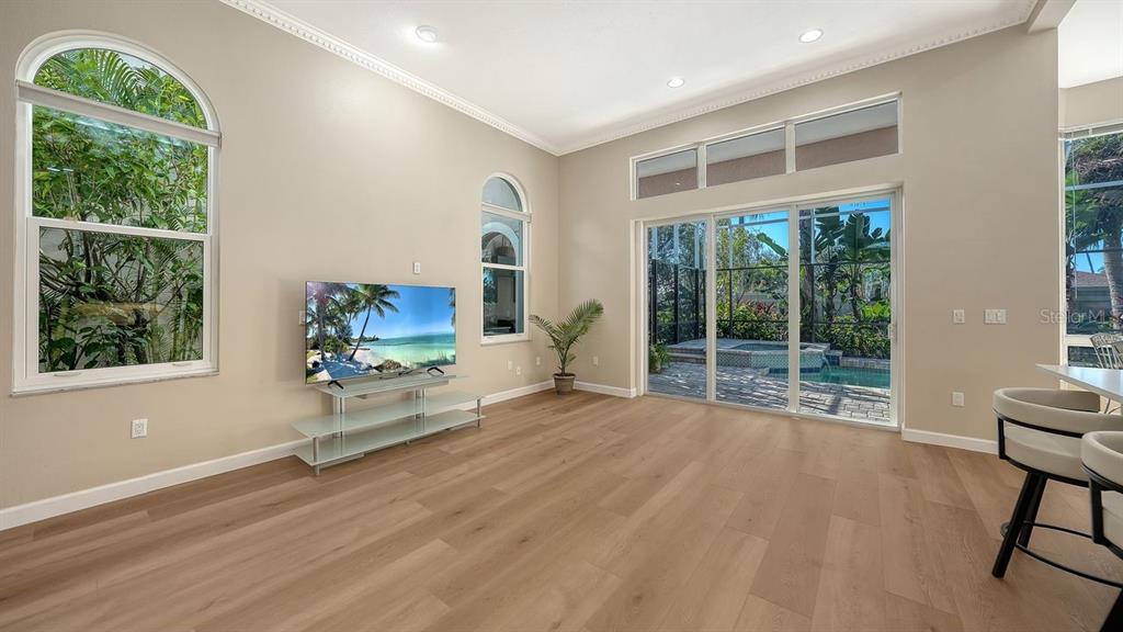 Sarasota, Florida, 34238, United States, 2 Bedrooms Bedrooms, ,2 BathroomsBathrooms,Residential,For Sale,1989499