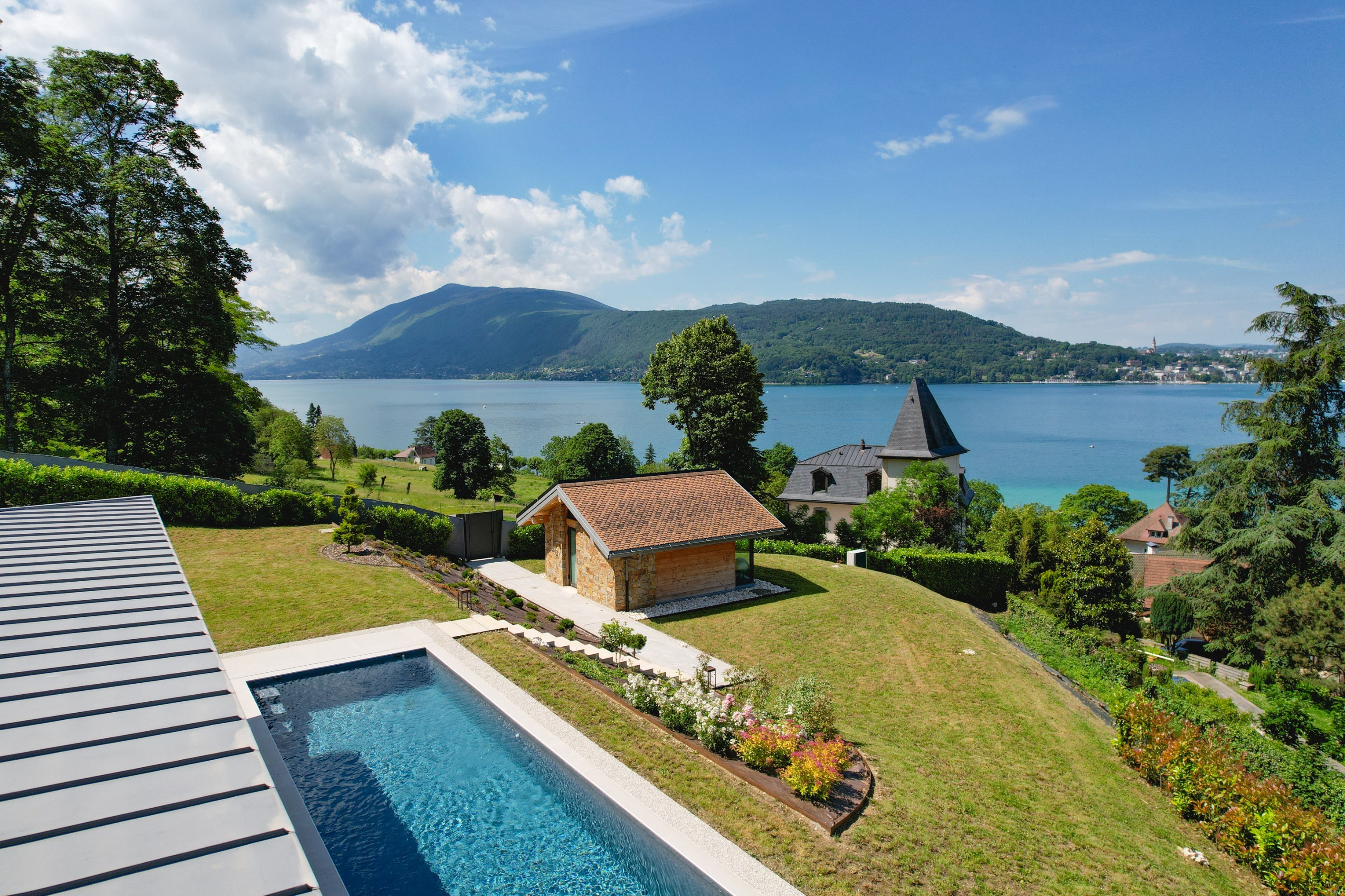  Exceptional villa with lake and mountain views - 物件實景