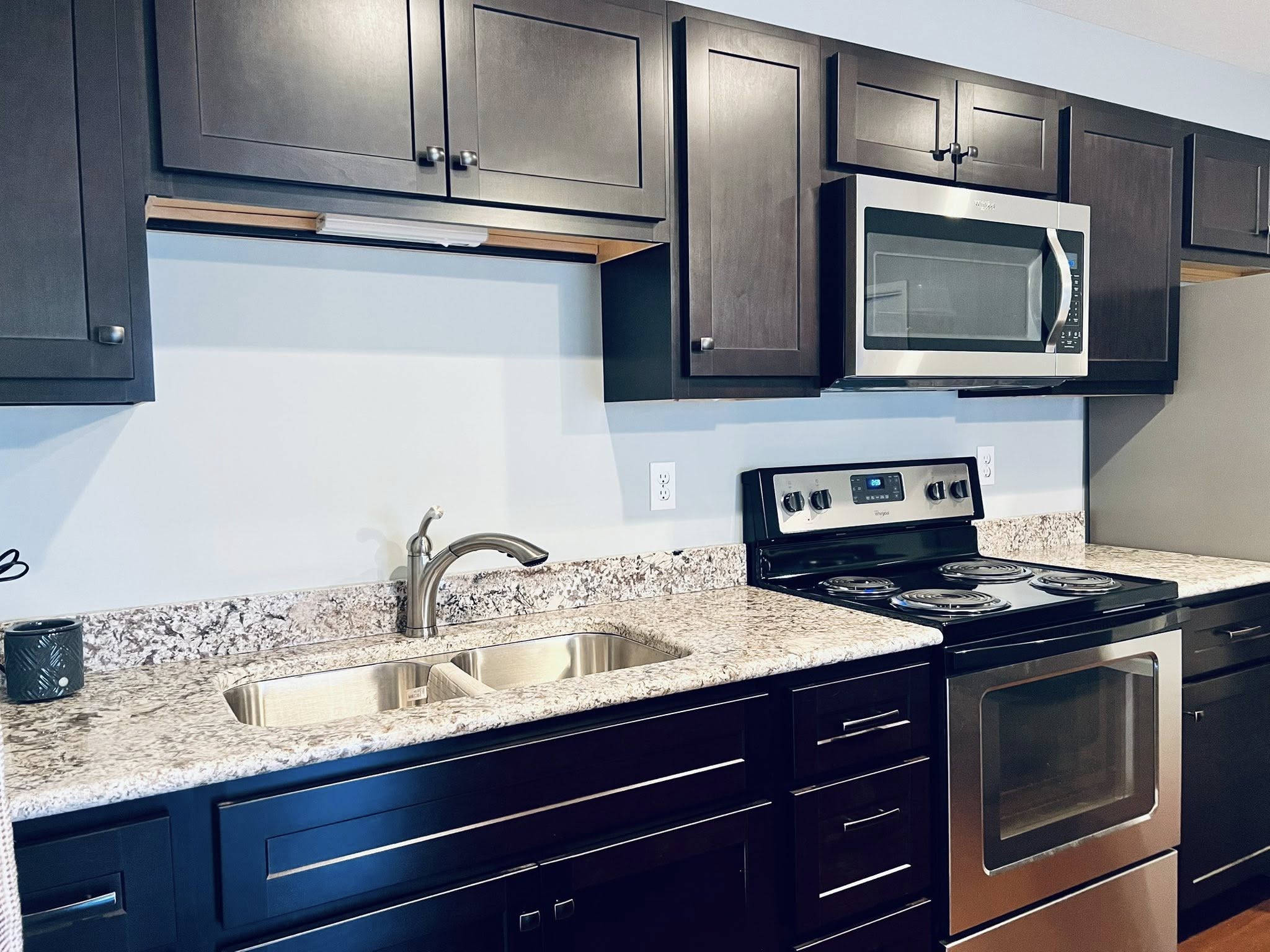 Hannibal, Missouri, 6341, United States, 4 Bedrooms Bedrooms, ,4 BathroomsBathrooms,Residential,For Sale,2005441