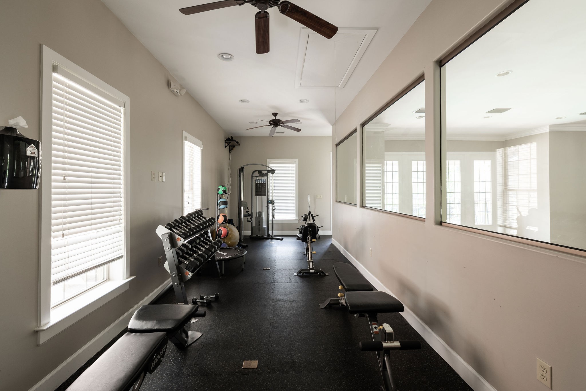  311 Seven Springs Way, Brentwood, TN, 37027 - 物件實景