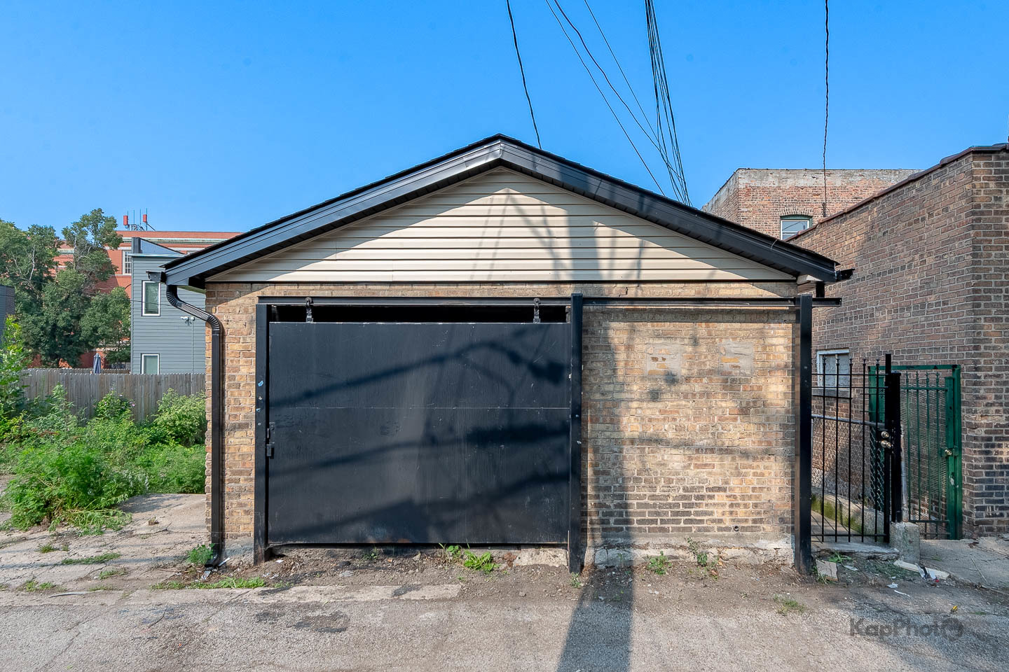 Chicago, Illinois, 60624, United States, 9 Bedrooms Bedrooms, ,Residential,For Sale,1979819