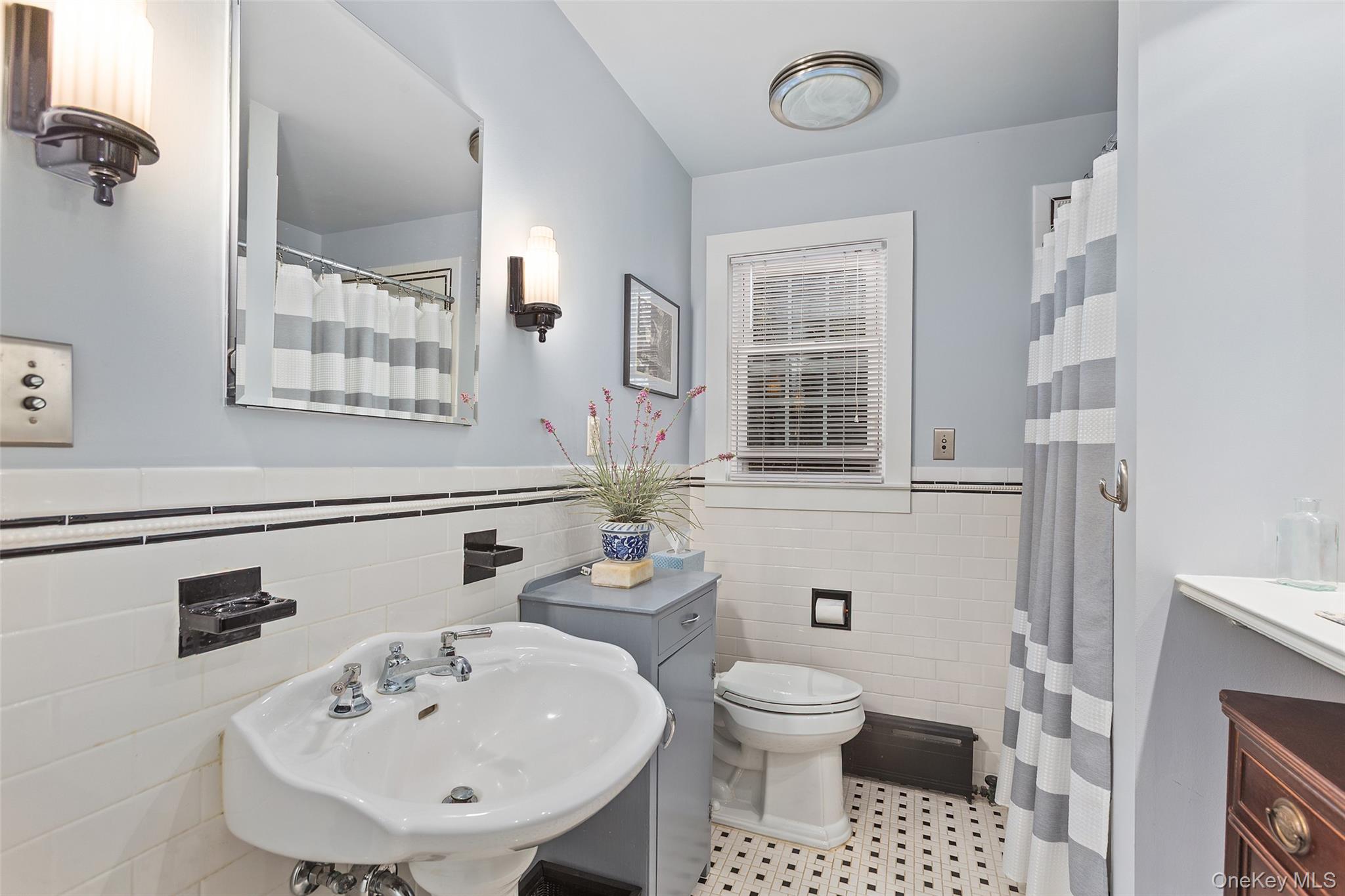 South Salem, New York, 10590, United States, 2 Bedrooms Bedrooms, ,2 BathroomsBathrooms,Residential,For Sale,1949809