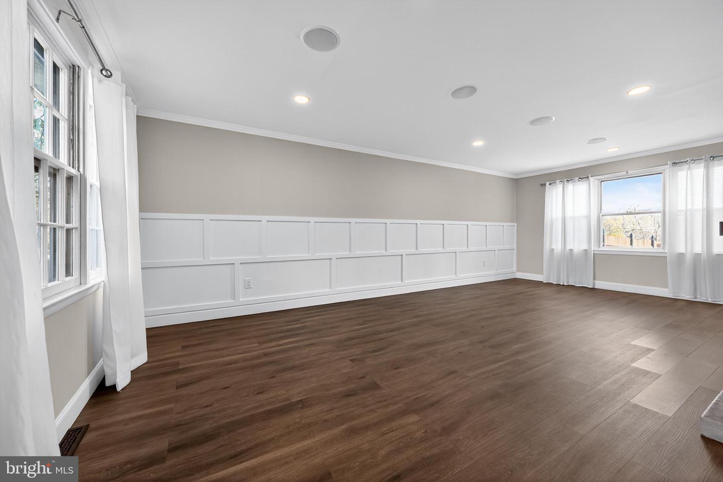 Cherry Hill, New Jersey, 08002, United States, 4 Bedrooms Bedrooms, ,4 BathroomsBathrooms,Residential,For Sale,1989087