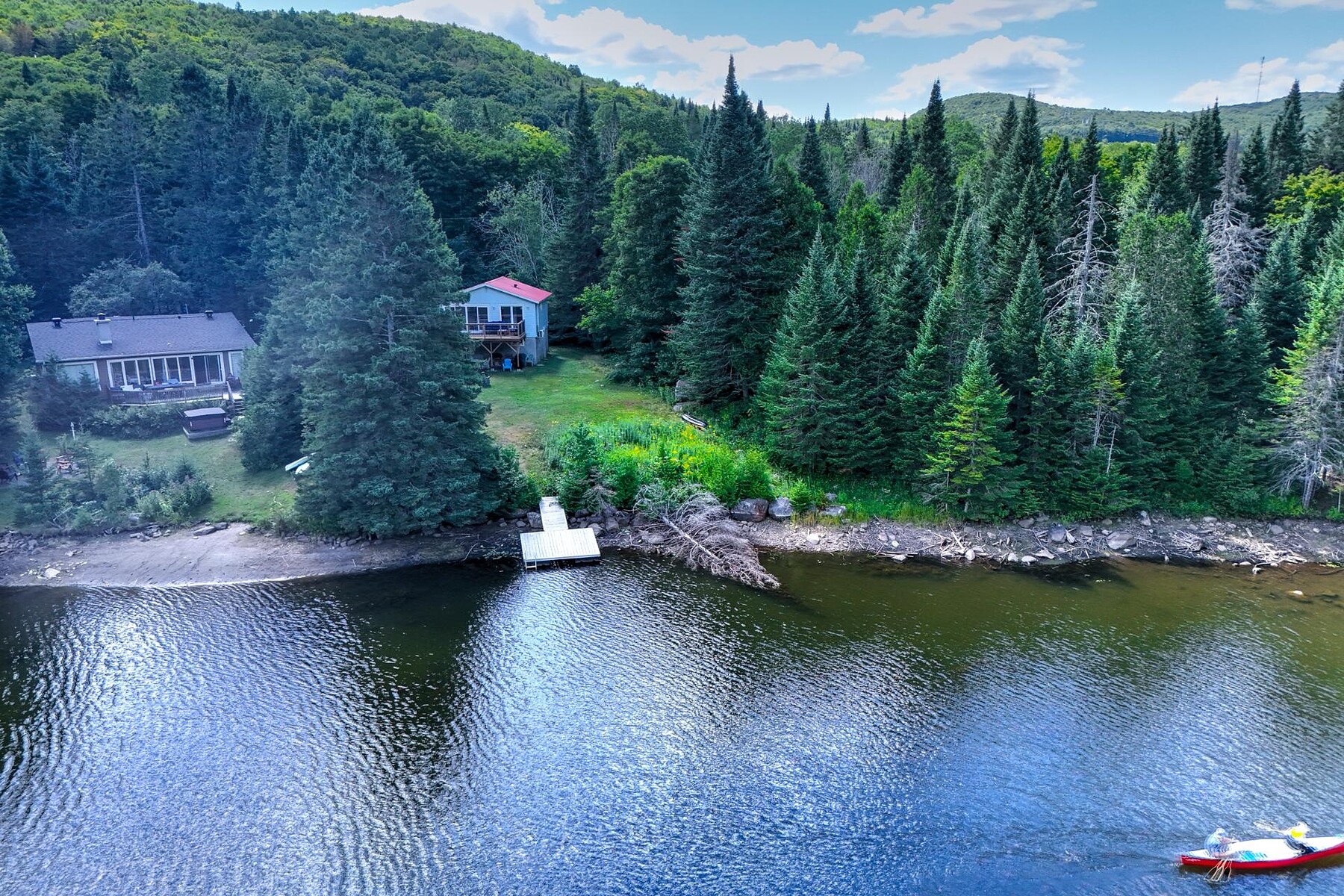  Saint-Adolphe-d