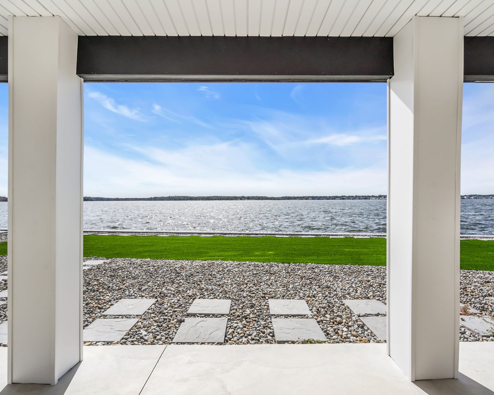  Exceptional Custom Built Waterfront Home - 物件實景