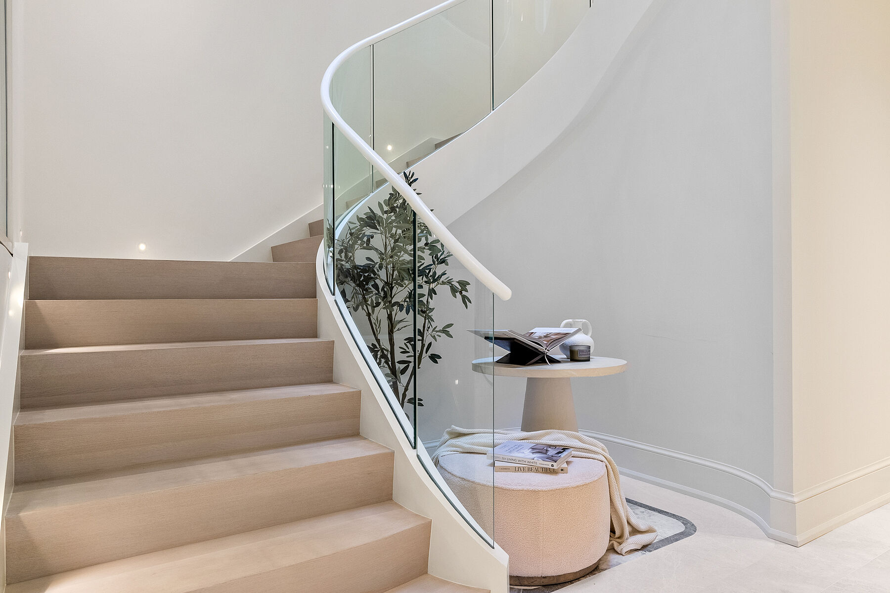  Luxury Living in Forest Hill - 物件實景