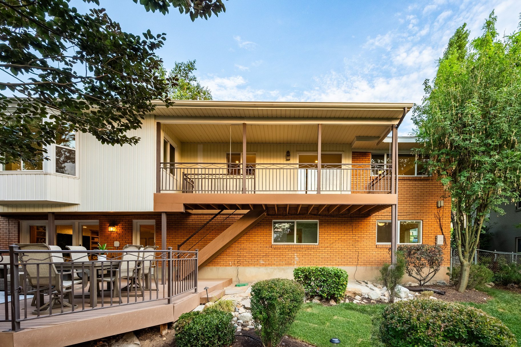  Olympus Cove Rambler with Walk-Out Basement to Serene Backyard - 物件實景