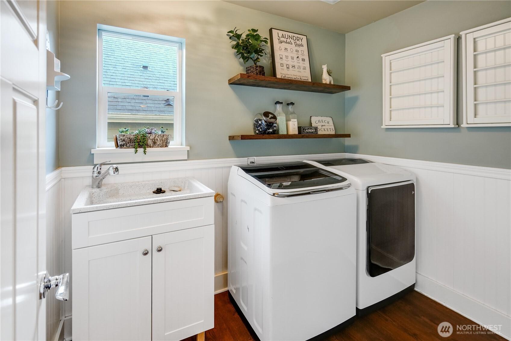 RENTON, Washington, 98058, United States, 4 Bedrooms Bedrooms, ,3 BathroomsBathrooms,Residential,For Sale,1933643
