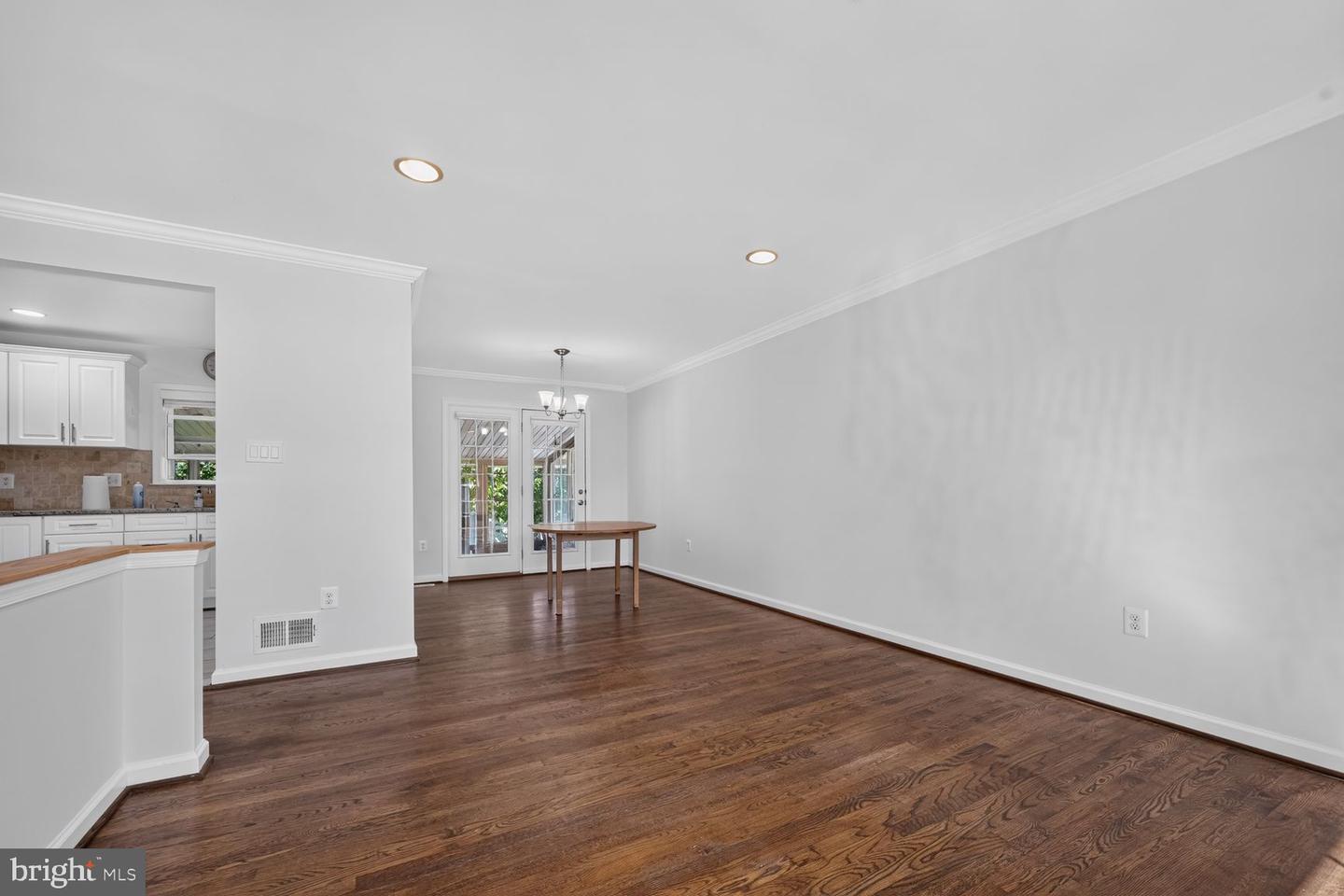Vandalia Dr, Rockville, MD 20853