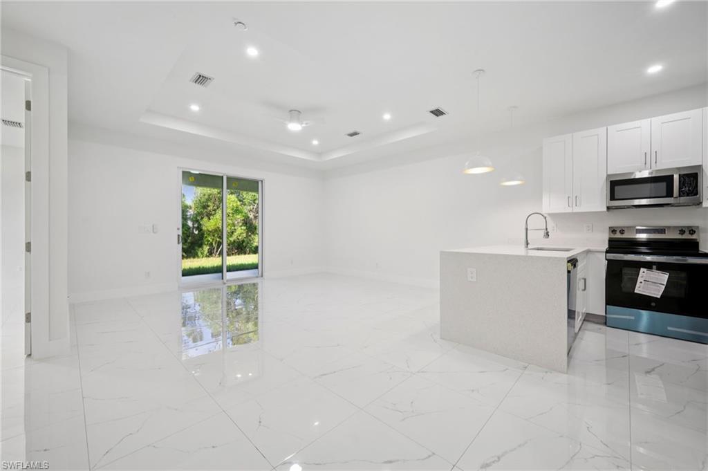 Lehigh Acres, Florida, 33973, United States, 6 Bedrooms Bedrooms, ,4 BathroomsBathrooms,Residential,For Sale,1891101