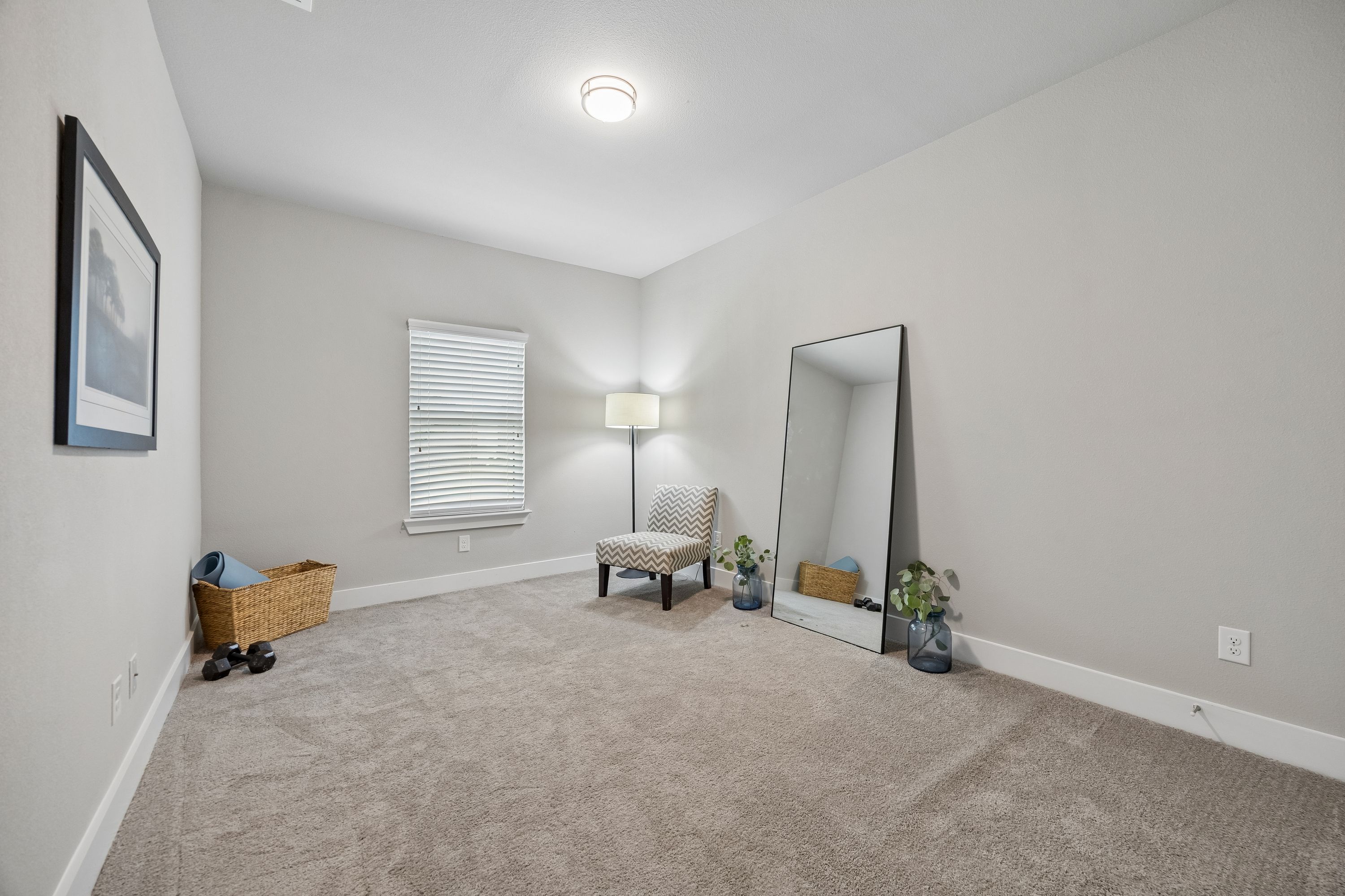  Rare Newer Multi Gen Living with Room to Grow - 物件實景