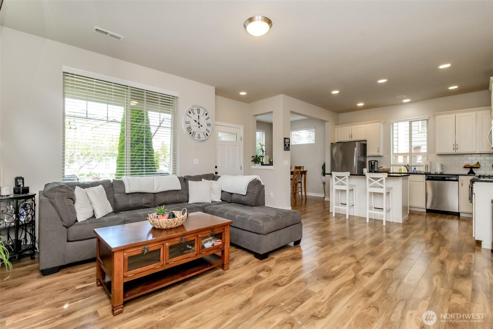 OLYMPIA, Washington, 98502, United States, 3 Bedrooms Bedrooms, ,3 BathroomsBathrooms,Residential,For Sale,1874545