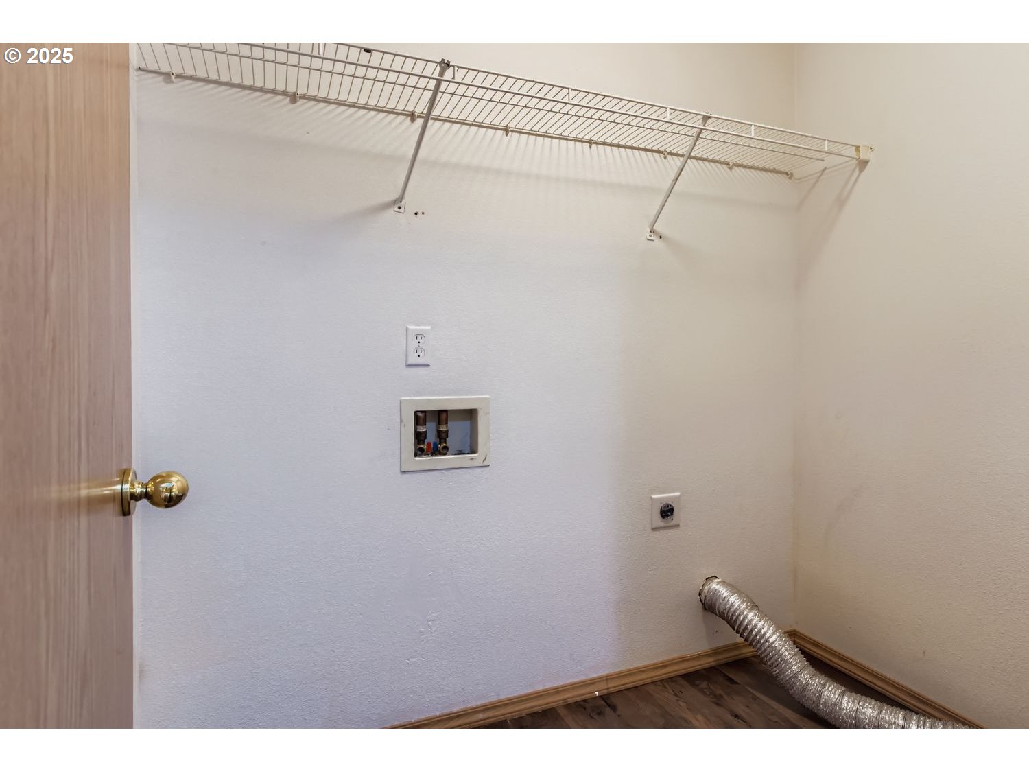 Vancouver, Washington, 98661, United States, 4 Bedrooms Bedrooms, ,2 BathroomsBathrooms,Residential,For Sale,1974526