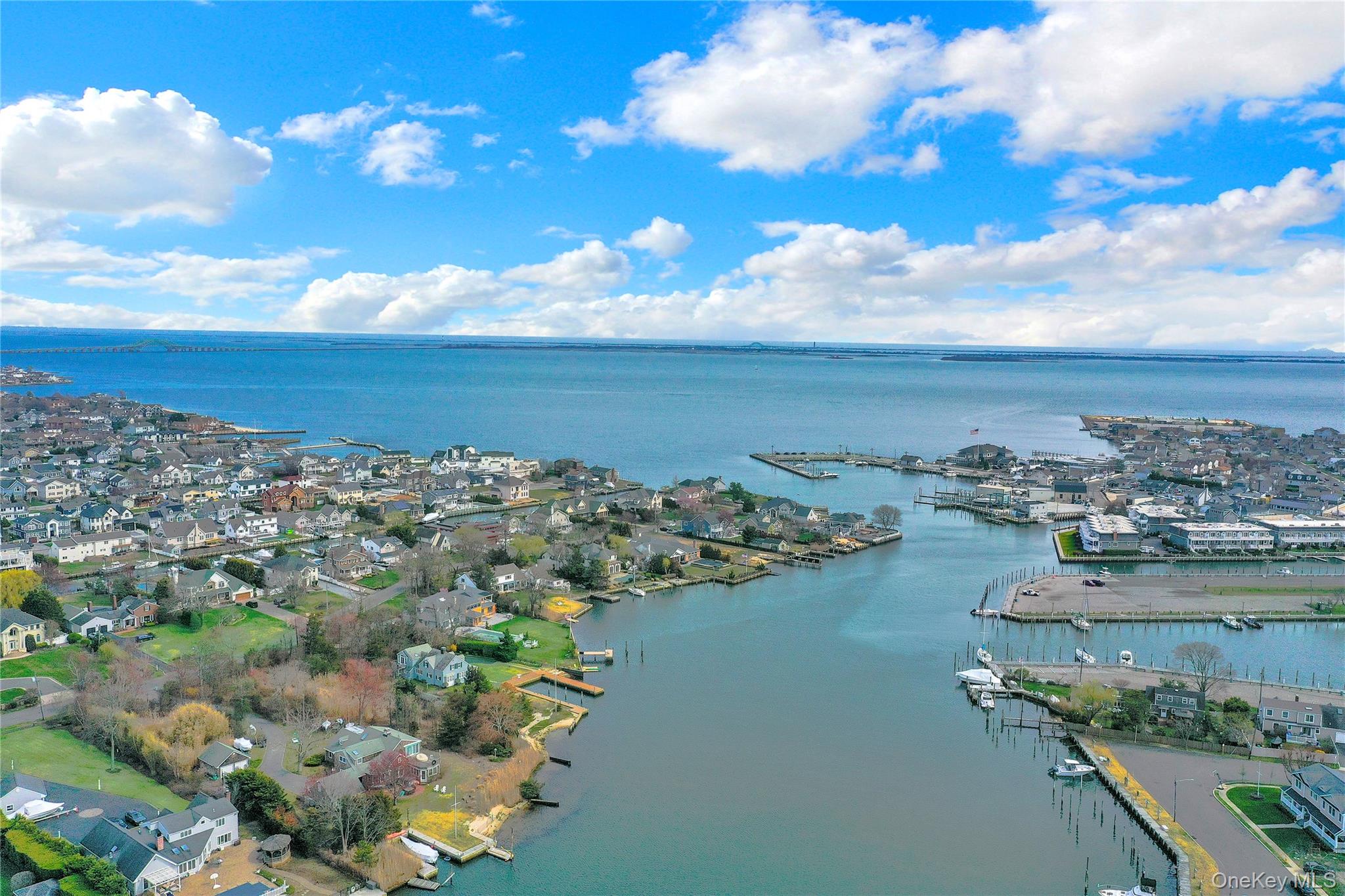  150 W Islip Road, West Islip, NY, 11795 - 物件實景