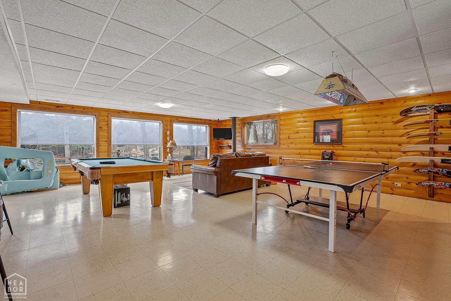 Cherokee Village, Arkansas, 72529, United States, 6 Bedrooms Bedrooms, ,3 BathroomsBathrooms,Residential,For Sale,1983477