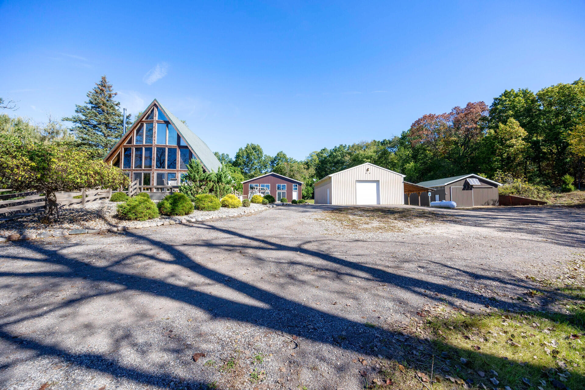 Brooklyn, Michigan, 49230, United States, 3 Bedrooms Bedrooms, ,3 BathroomsBathrooms,Residential,For Sale,1991046