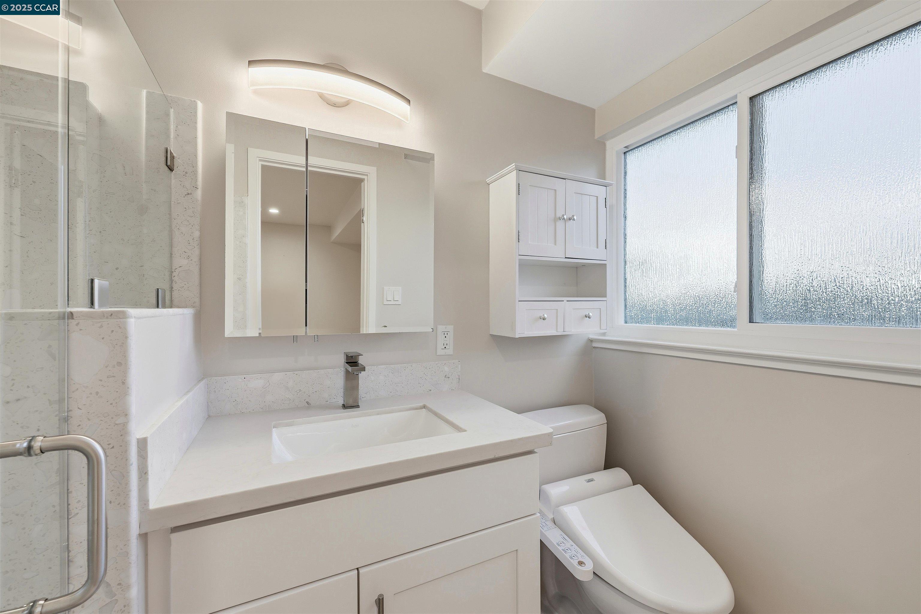 Richmond, California, 94806, United States, 3 Bedrooms Bedrooms, ,2 BathroomsBathrooms,Residential,For Sale,1989695