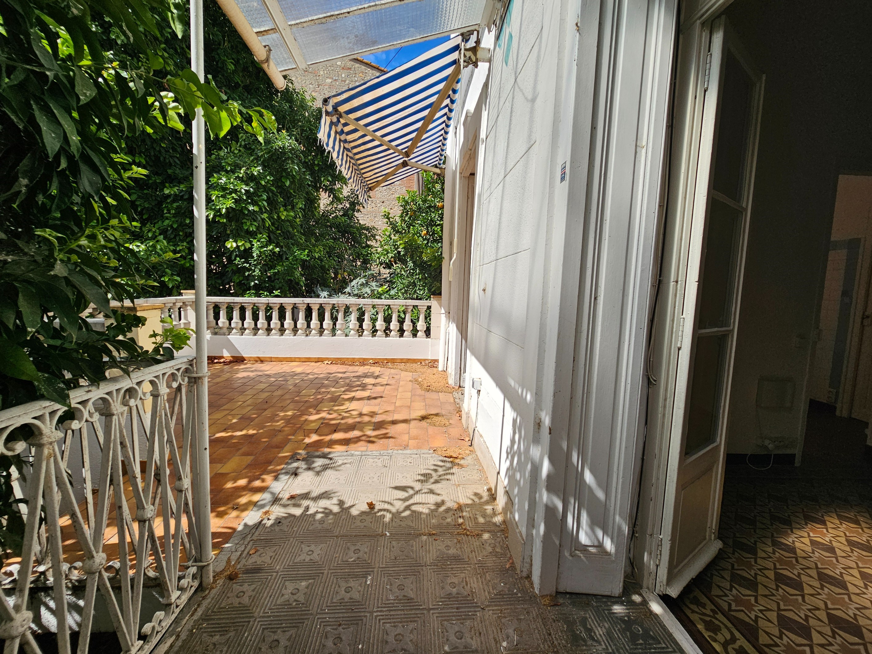  Charming Townhouse with Garden and Parking – Central Perpignan - 物件實景