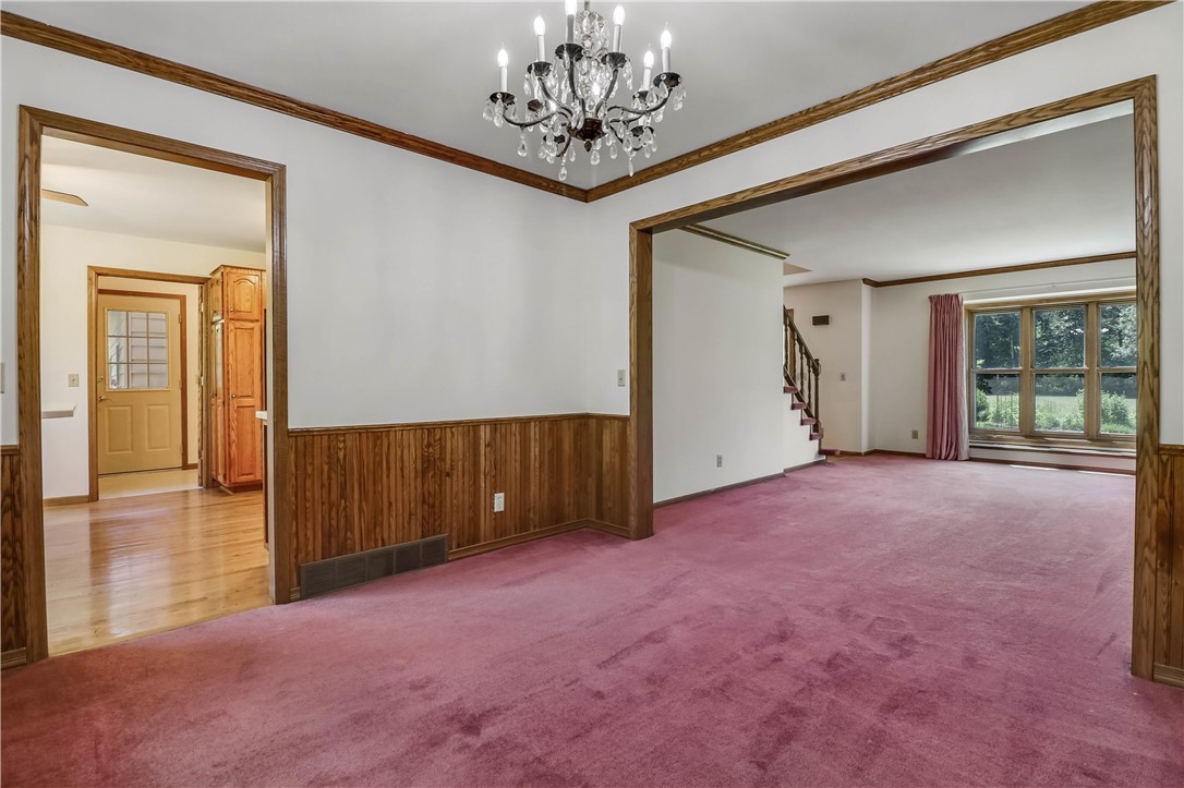Altoona, Wisconsin, 54720, United States, 4 Bedrooms Bedrooms, ,3 BathroomsBathrooms,Residential,For Sale,1891343