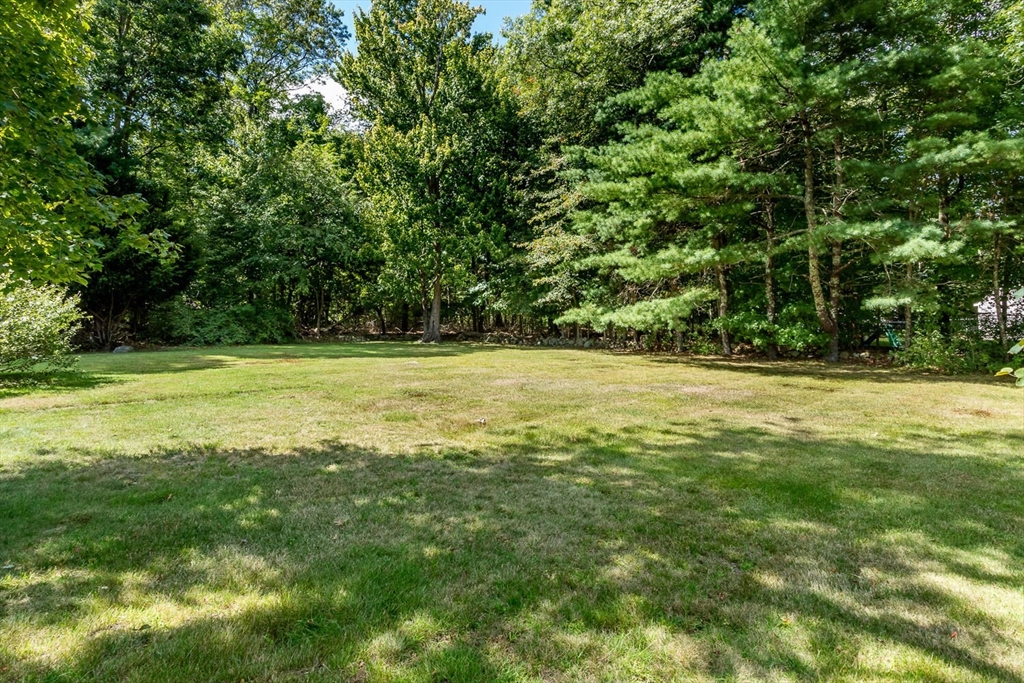 Easton, Massachusetts, 02356, United States, 3 Bedrooms Bedrooms, ,1 BathroomBathrooms,Residential,For Sale,1942159