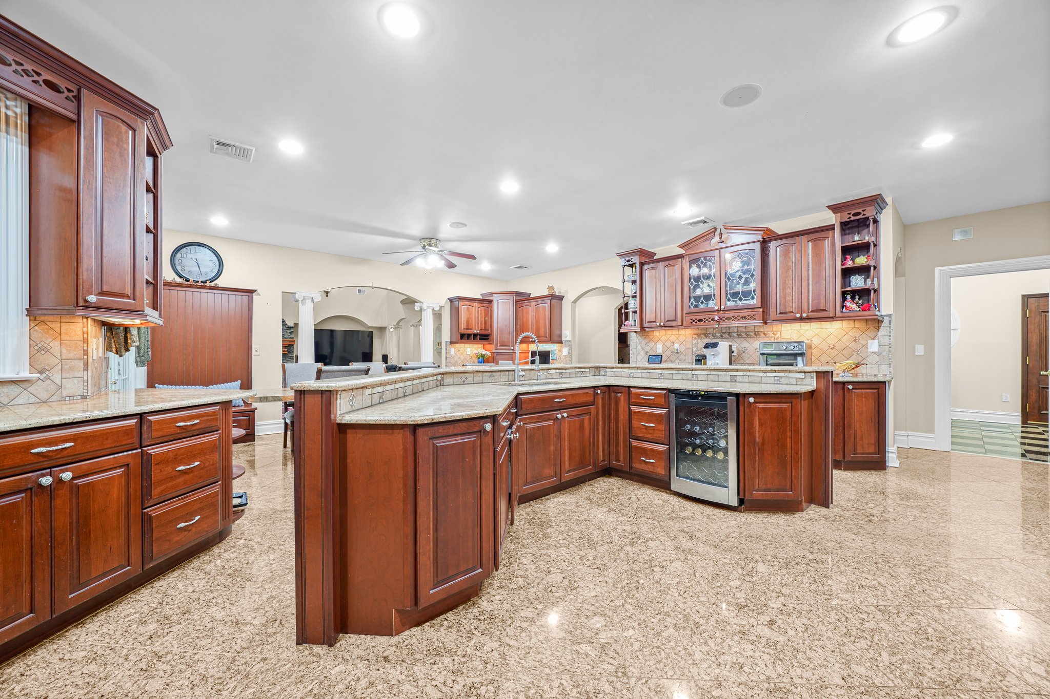 Kinnelon, New Jersey, 07405, United States, 6 Bedrooms Bedrooms, ,5 BathroomsBathrooms,Residential,For Sale,1983077