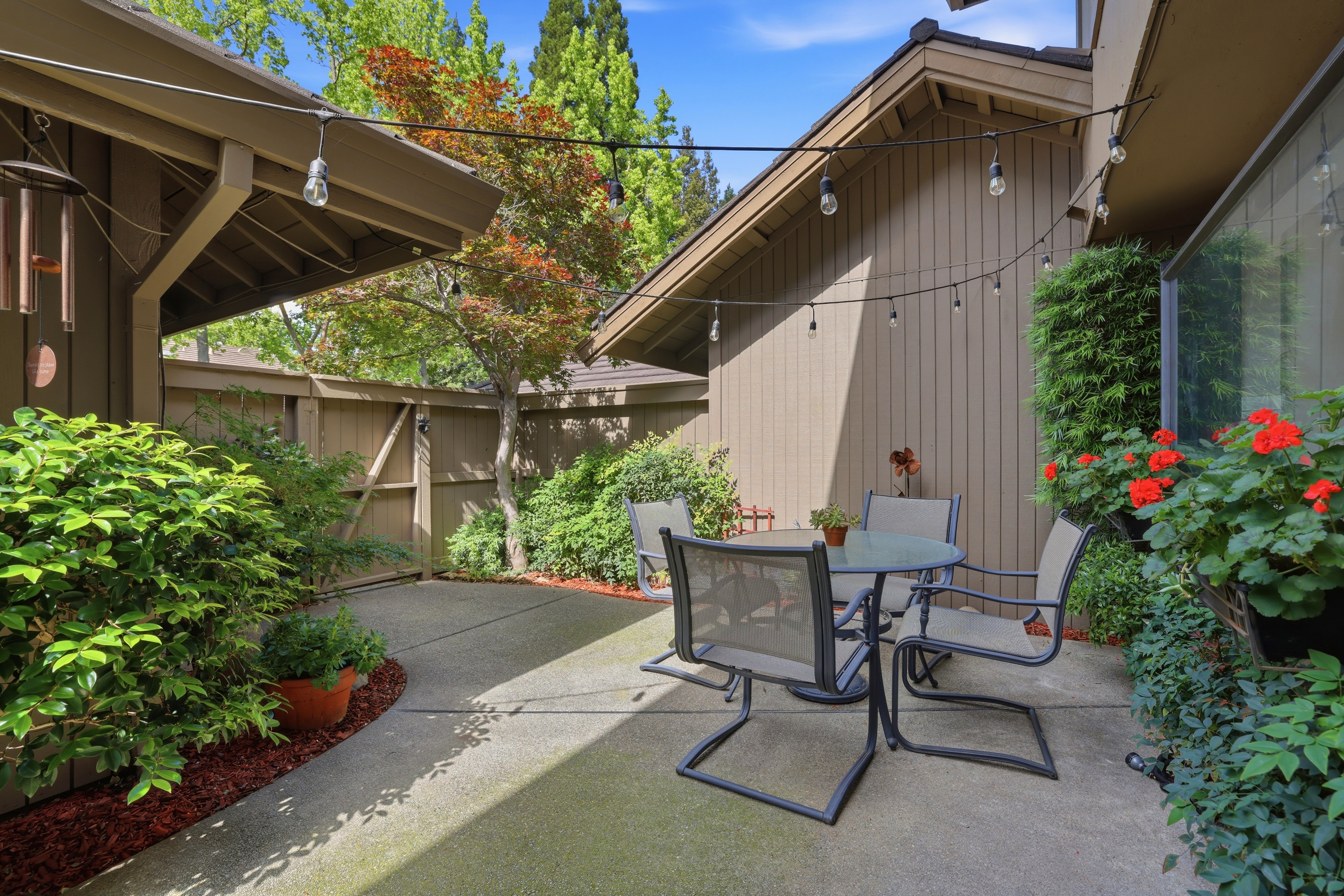  11357 Gold Country Boulevard, Gold River, CA 95670 - 物件實景