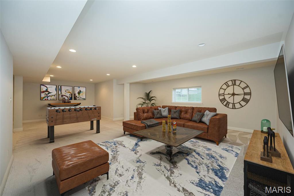 St Charles, Missouri, 63303, United States, 3 Bedrooms Bedrooms, ,3 BathroomsBathrooms,Residential,For Sale,1891670