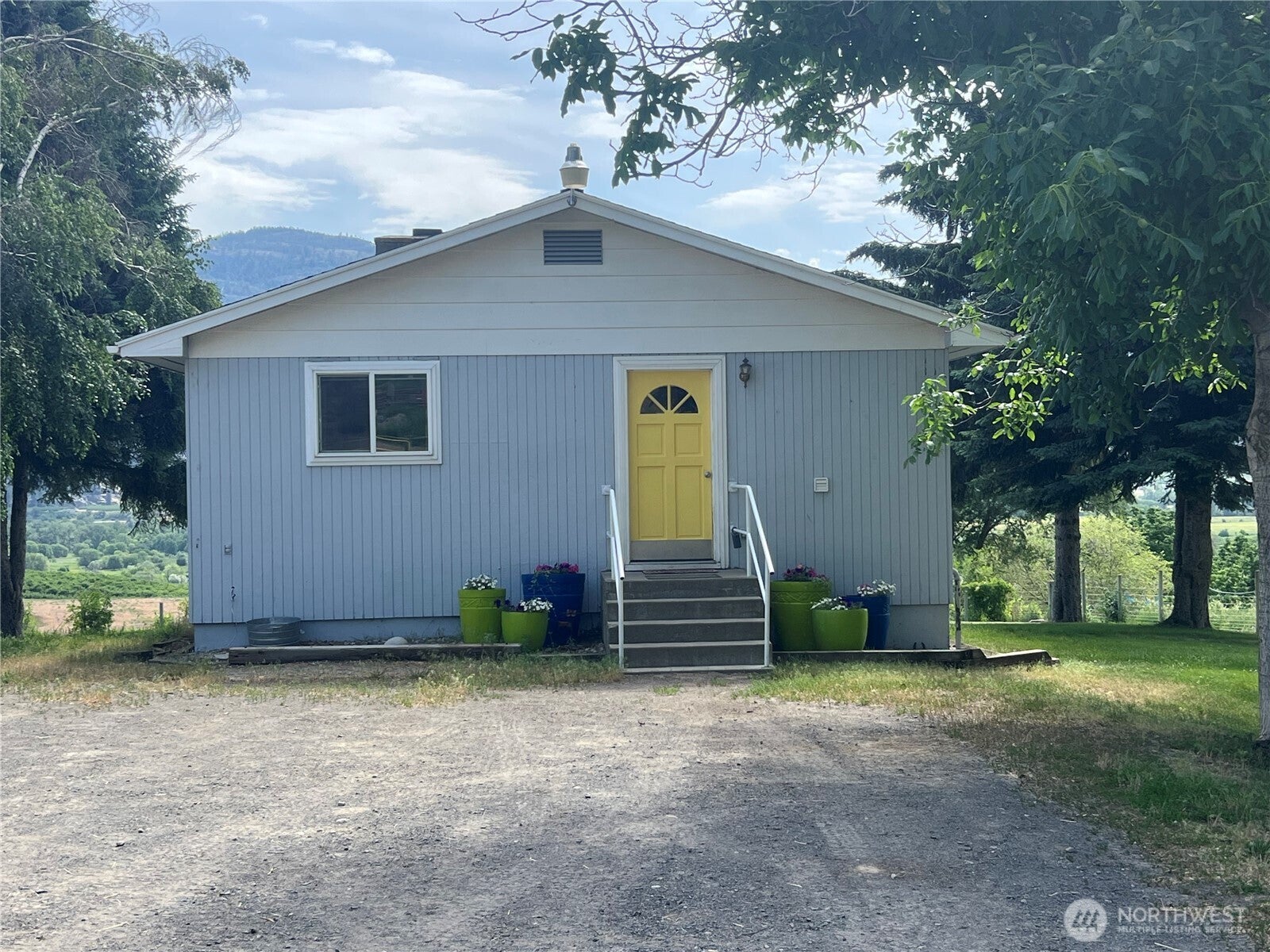 Oroville, Washington, 98844, United States, 3 Bedrooms Bedrooms, ,1 BathroomBathrooms,Residential,For Sale,2002017