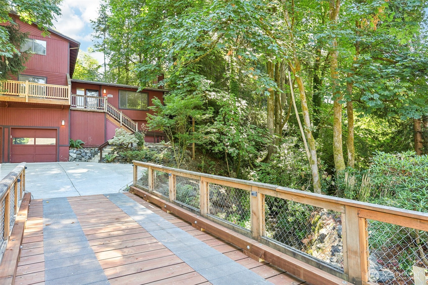 Lake Forest Park, Washington, 98155, United States, 4 Bedrooms Bedrooms, ,2 BathroomsBathrooms,Residential,For Sale,1936982