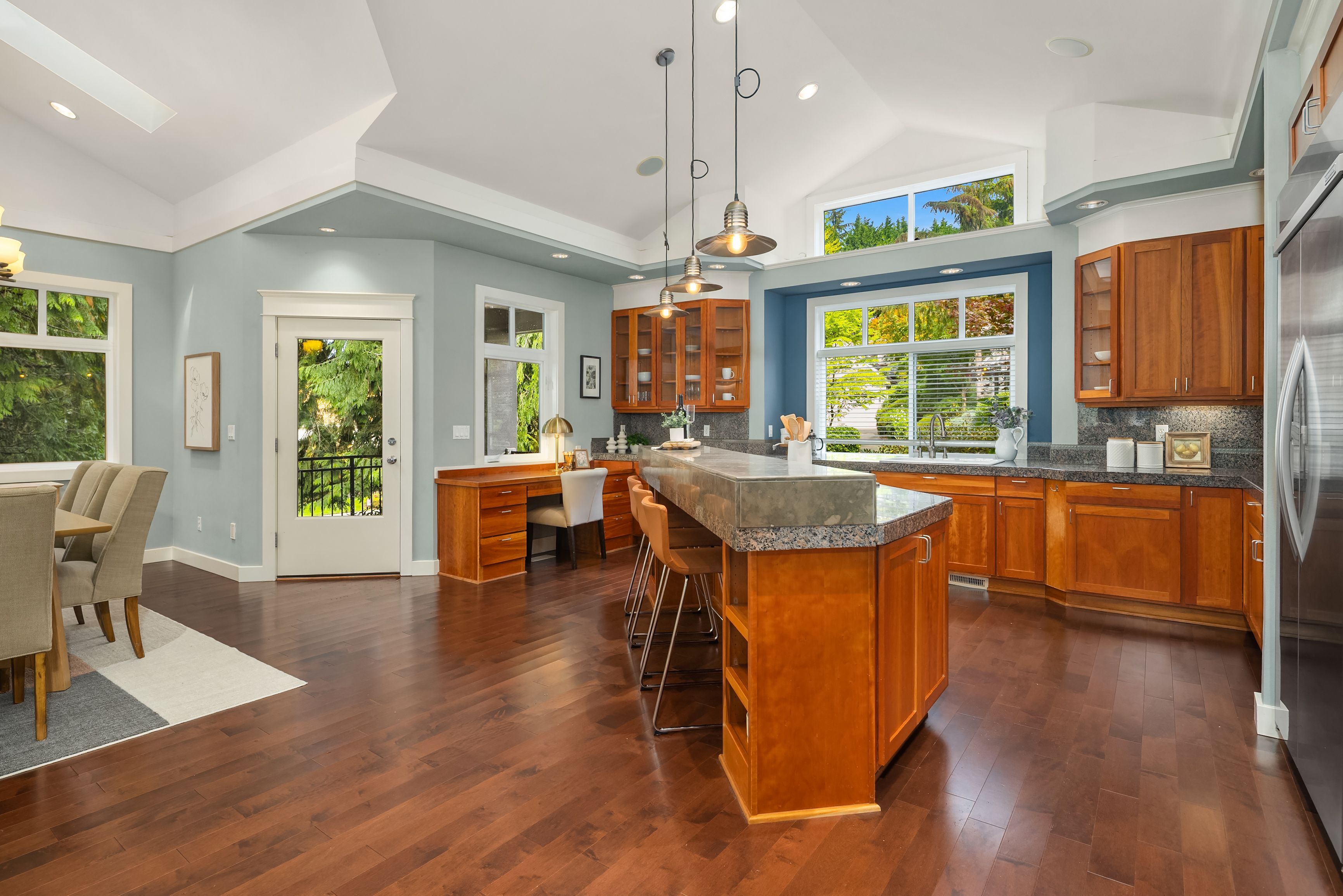 5245 Jung Frau Place NW, Issaquah, WA 98027 - 物件實景